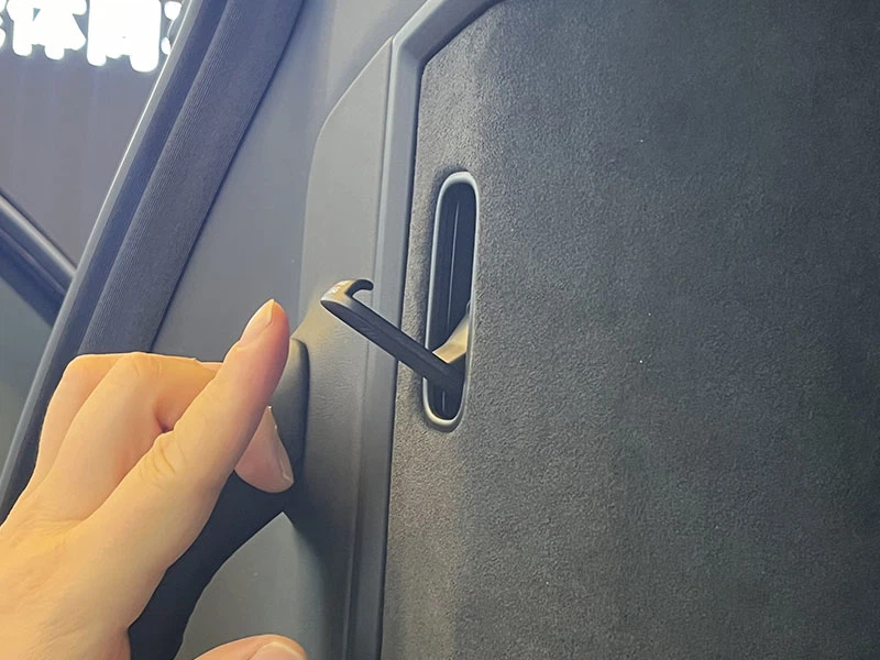 Interior Hook Interior Hook